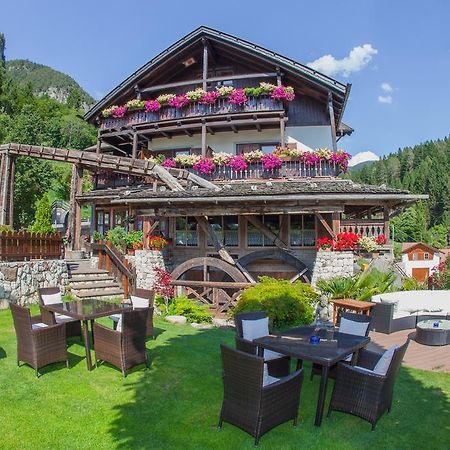 Zur Muehle Wohlfuehloase Hotel Trodena Luaran gambar