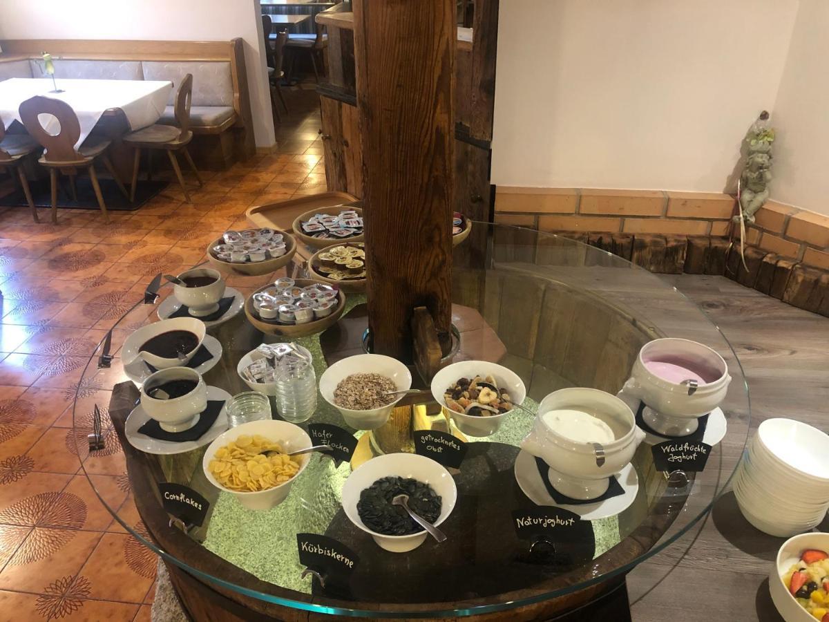 Zur Muehle Wohlfuehloase Hotel Trodena Luaran gambar