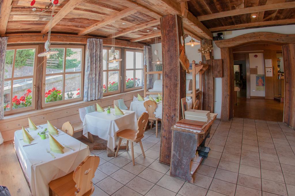Zur Muehle Wohlfuehloase Hotel Trodena Luaran gambar