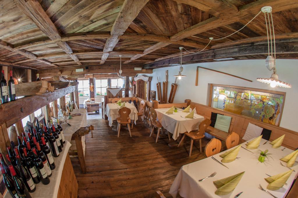 Zur Muehle Wohlfuehloase Hotel Trodena Luaran gambar